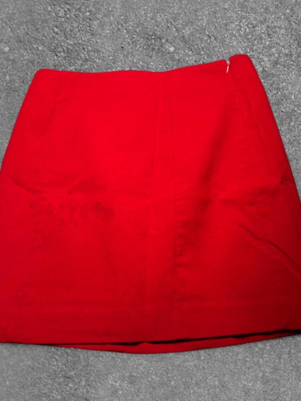 Ann Taylor red miniskirt - Size 4